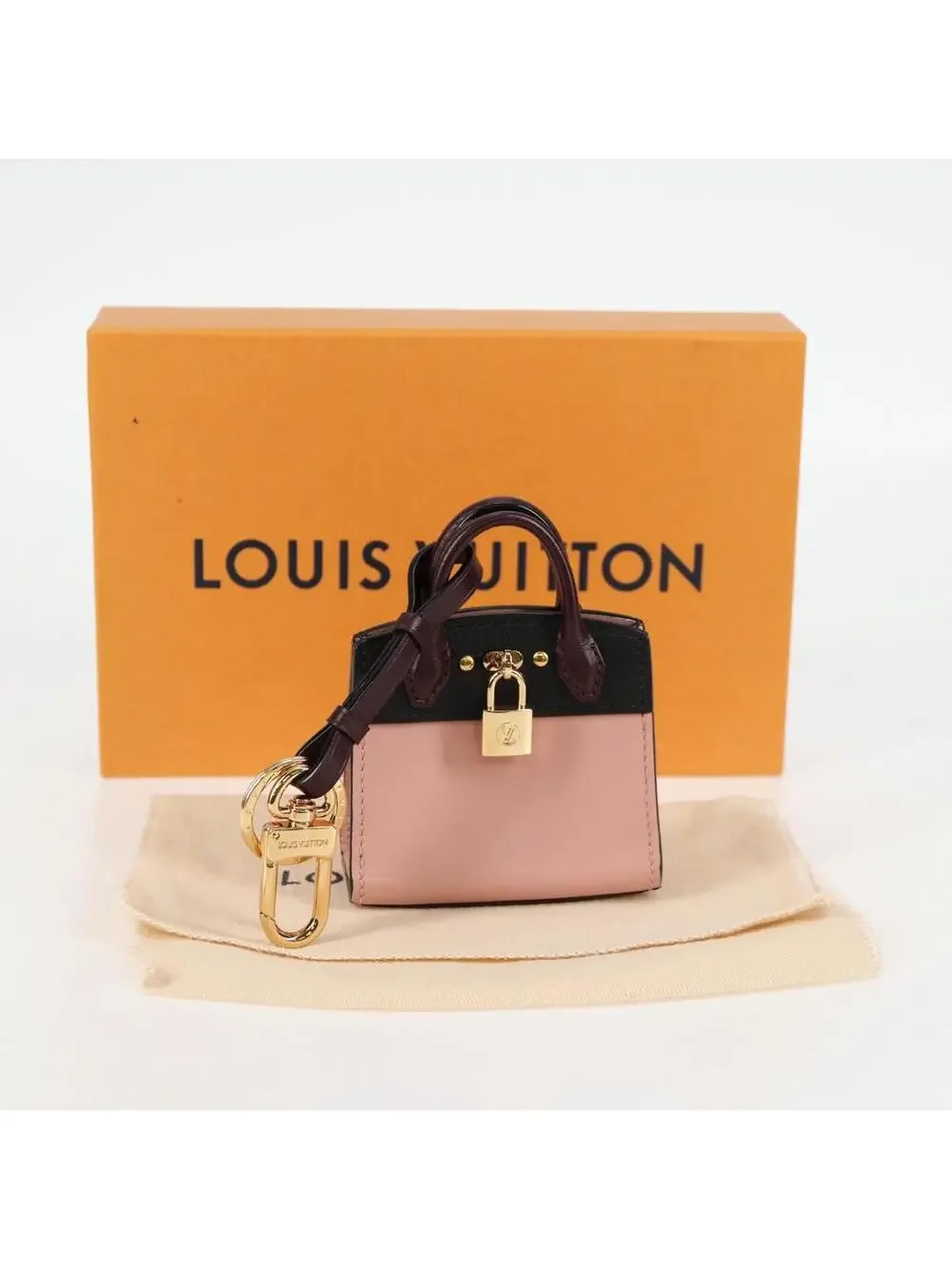 Louis Vuitton City Steamer Charm #344292L75B